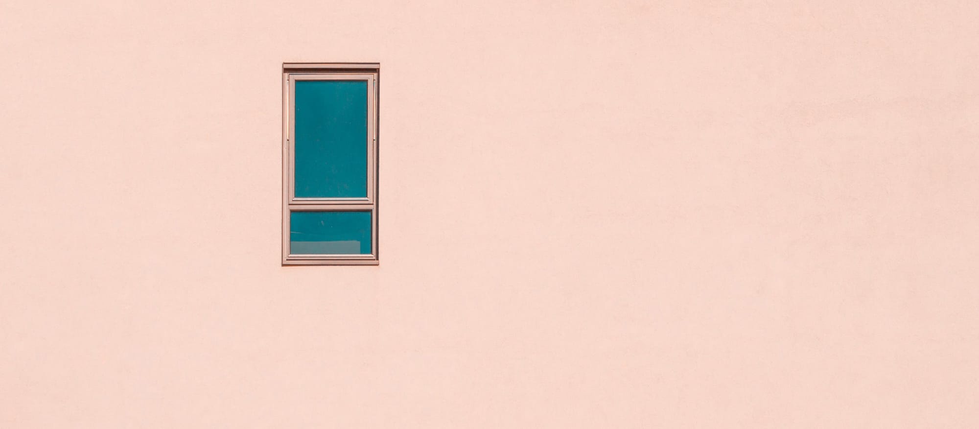 Finding Focus: The Role of Minimalism in Productivity